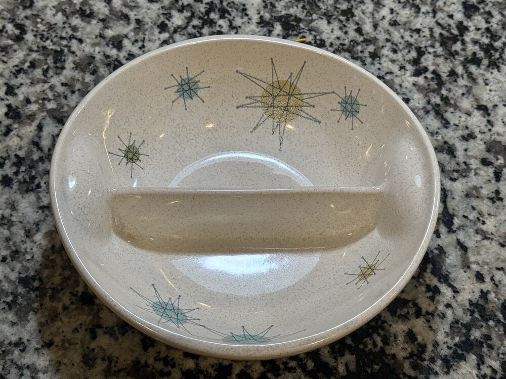 Vintage 1950’s MCM Franciscan Atomic Starburst Gladding Divided 8.25” Bowl EUC